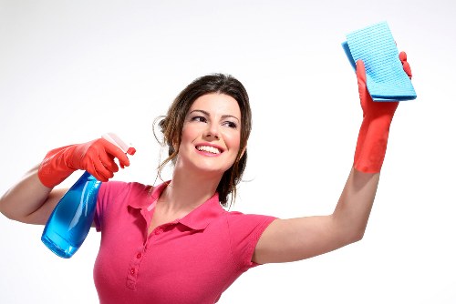 Cleaned living room carpet refreshed by a local N16 carpet cleaning service