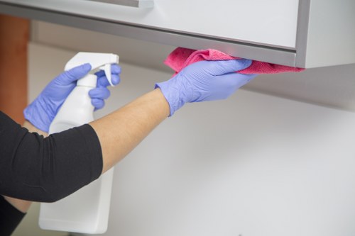 Seasonal deep cleaning in N16 for a refreshed and hygienic space